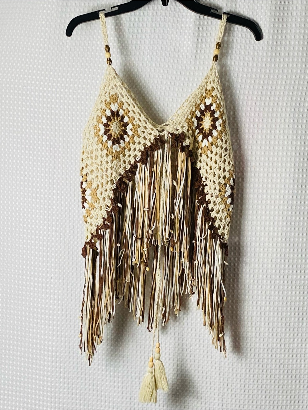 Miss Me Crochet Fringe Tank Top L Boho Festival Cream Brown Tassel Top NWT - Picture 6 of 15